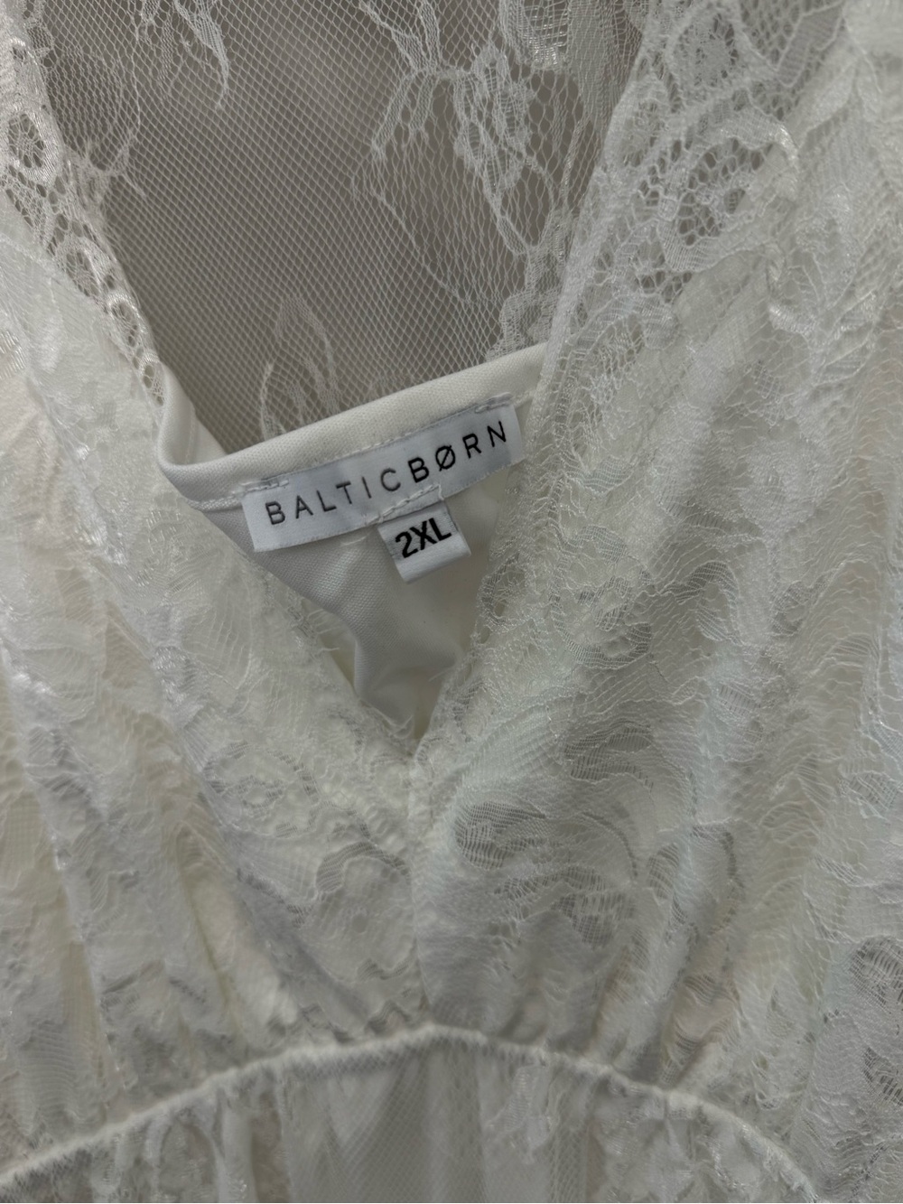 Baltic Born Gloria White Lace Dress - Picture 8 of 10